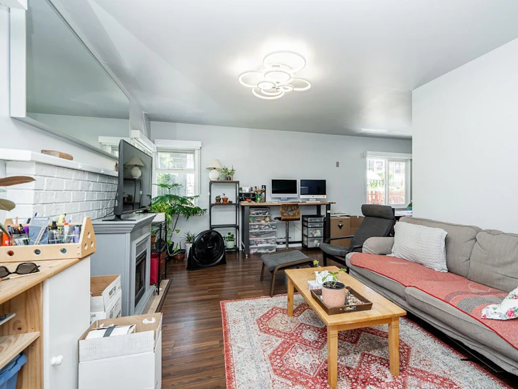 8280 Patterson Avenue, Burnaby, BC, V5J 3P9 - 7