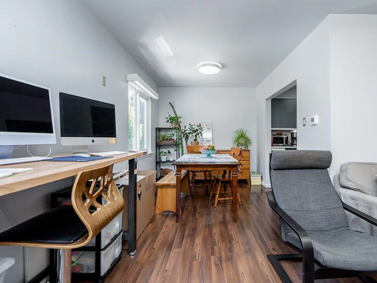 8280 Patterson Avenue, Burnaby, BC, V5J 3P9 - 10