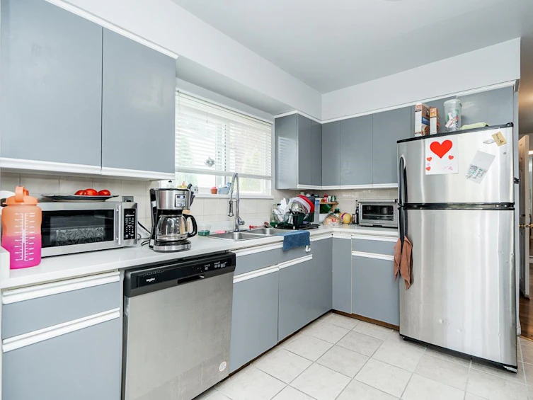 8280 Patterson Avenue, Burnaby, BC, V5J 3P9 - 13