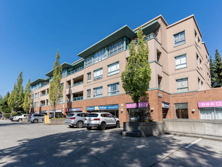 309-223 Mountain Highway, North Vancouver, BC, V7J 3V3