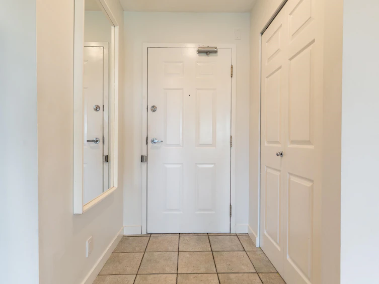 309-223 Mountain Highway, North Vancouver, BC, V7J 3V3 - 6