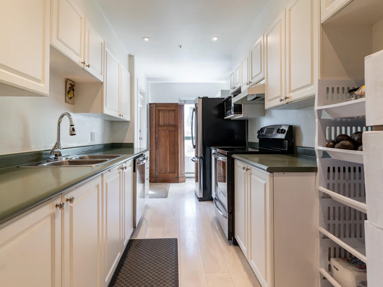 309-223 Mountain Highway, North Vancouver, BC, V7J 3V3 - 11
