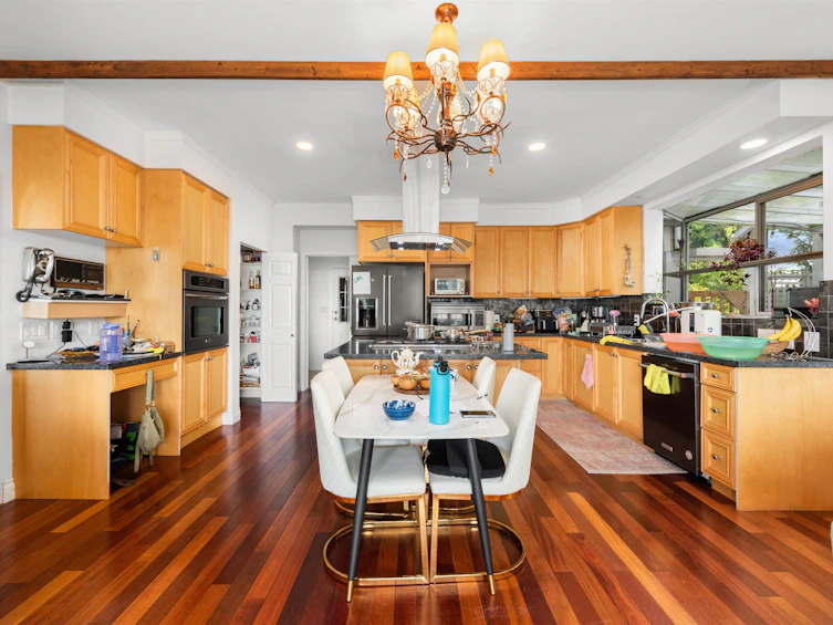 2206 Westhill Drive, West Vancouver, BC, V7S 2Z5 - 4