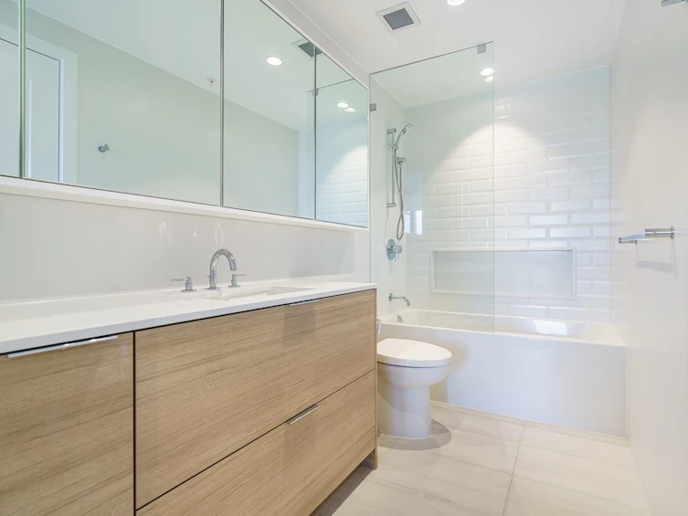 1908-1045 Austin Avenue, Coquitlam, BC, V3K 0G9 - 16