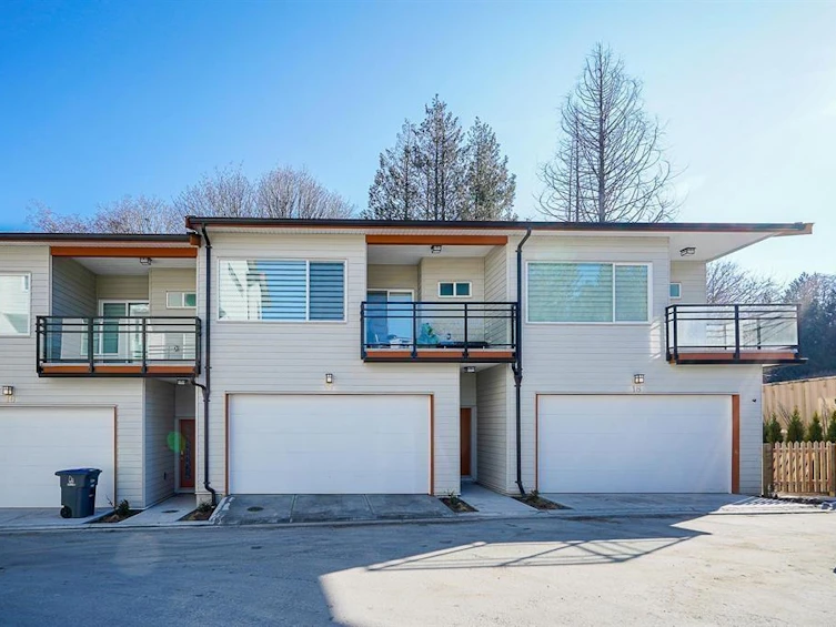 17-5960 142 Street, Surrey, BC, V3X 1C8