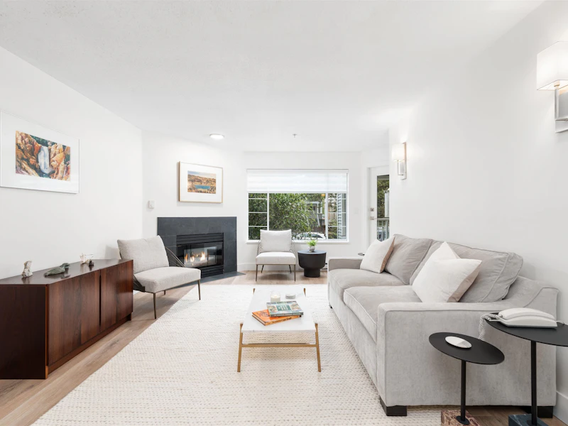203 - 1433 E 1st Avenue, Vancouver BC V5N 1A4