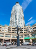 1502 183 Keefer Place