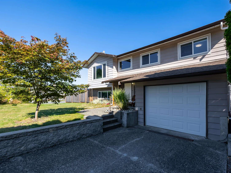 35269 Sandy Hill Crescent, Abbotsford, BC, V3G 1H9 - 3