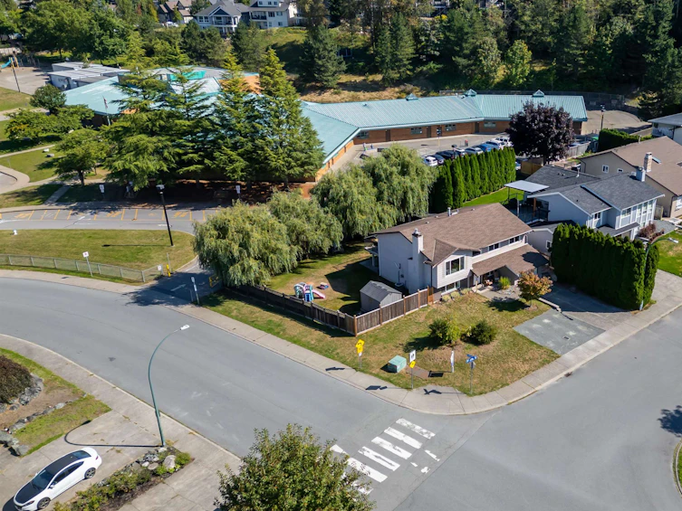 35269 Sandy Hill Crescent, Abbotsford, BC, V3G 1H9 - 38