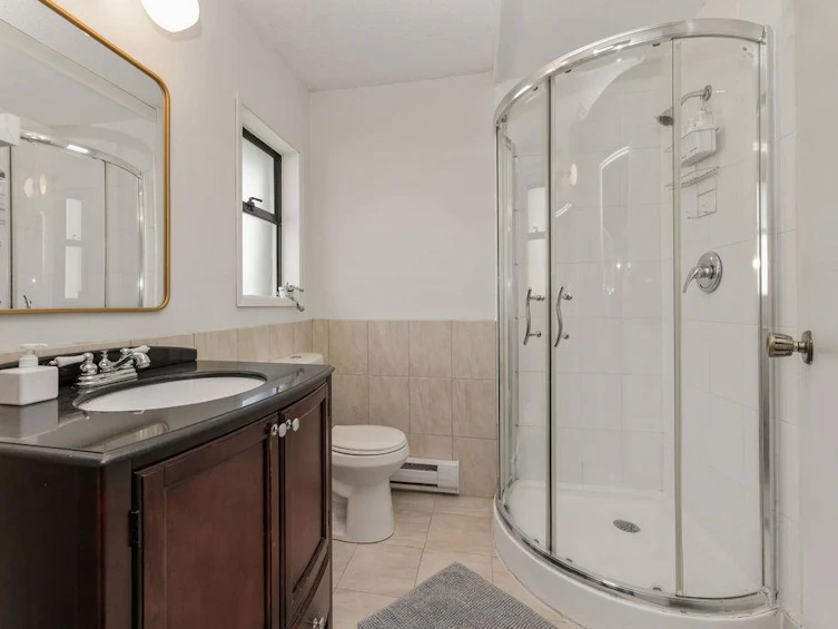 8019 Cooper Road, Halfmoon Bay, BC, V7Z 1A6 - 20