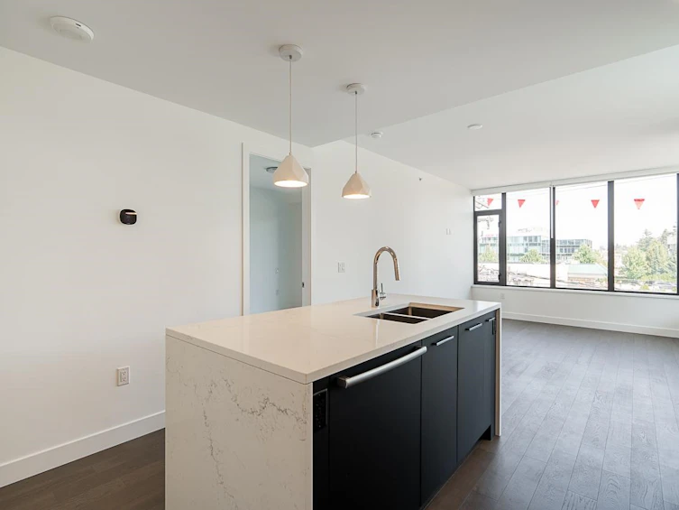 304-1588 Johnston Road, Surrey, BC, V4B 0C5 - 5