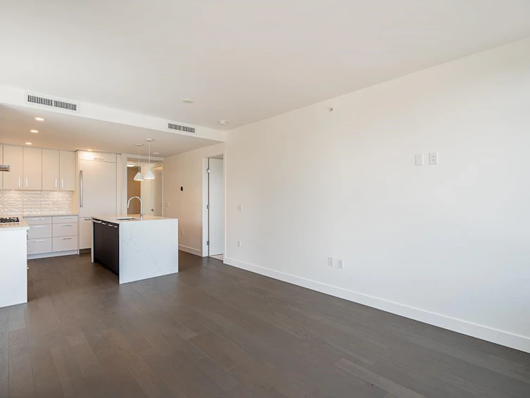 304-1588 Johnston Road, Surrey, BC, V4B 0C5 - 10