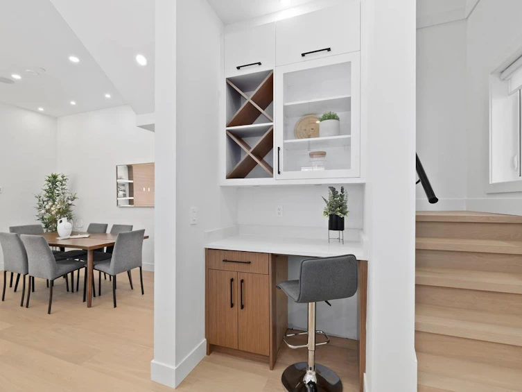2114 Napier Street, Vancouver, BC, V5L 2N9 - 9