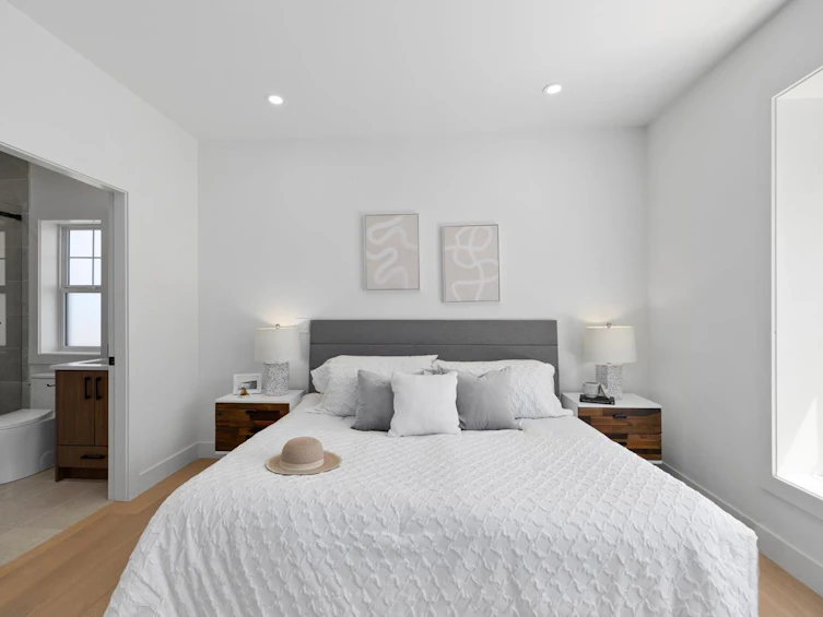 2114 Napier Street, Vancouver, BC, V5L 2N9 - 13