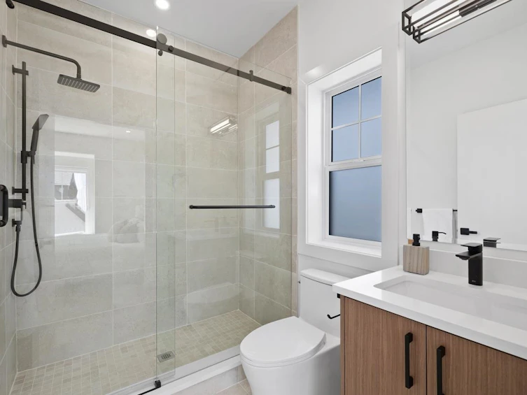 2114 Napier Street, Vancouver, BC, V5L 2N9 - 16