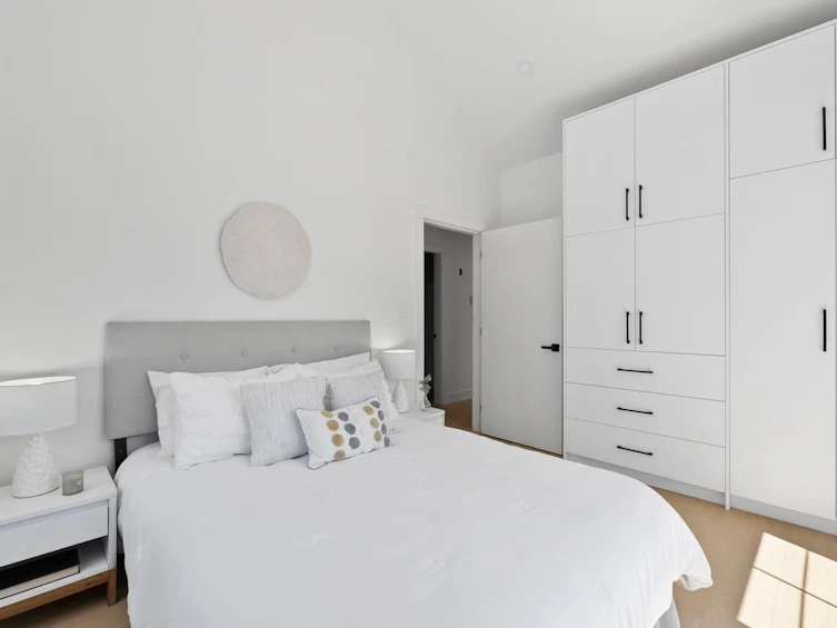 2114 Napier Street, Vancouver, BC, V5L 2N9 - 20