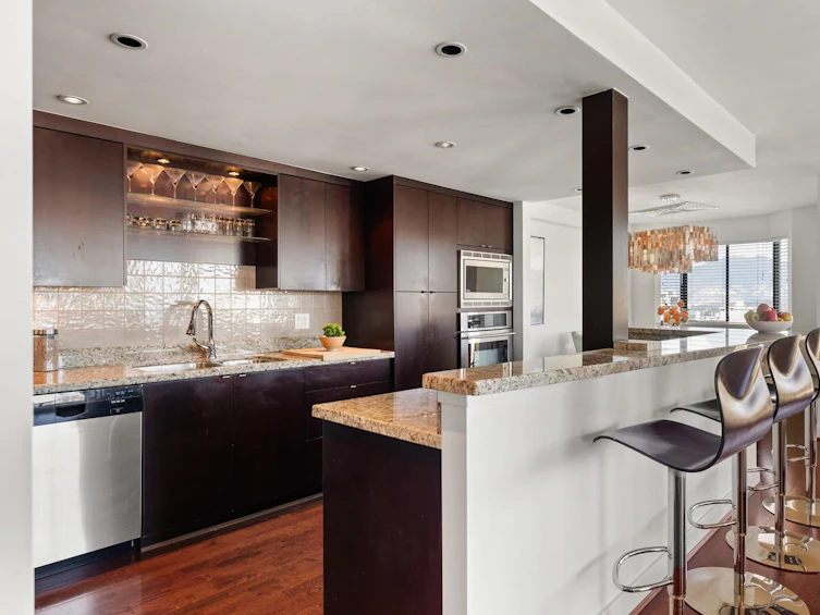 10A-1568 West 12th Avenue, Vancouver, BC, V6J 2E1 - 12