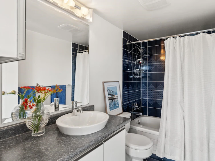 10A-1568 West 12th Avenue, Vancouver, BC, V6J 2E1 - 35