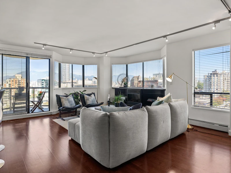 10A - 1568 W 12th Avenue, Vancouver BC V6J 2E1