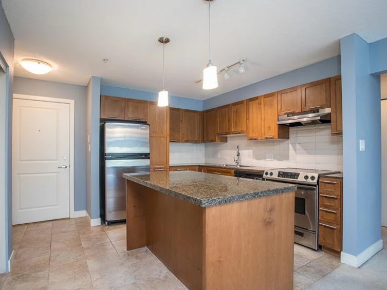 202-19673 Meadow Gardens Way, Pitt Meadows, BC, V3Y 0A1 - 3