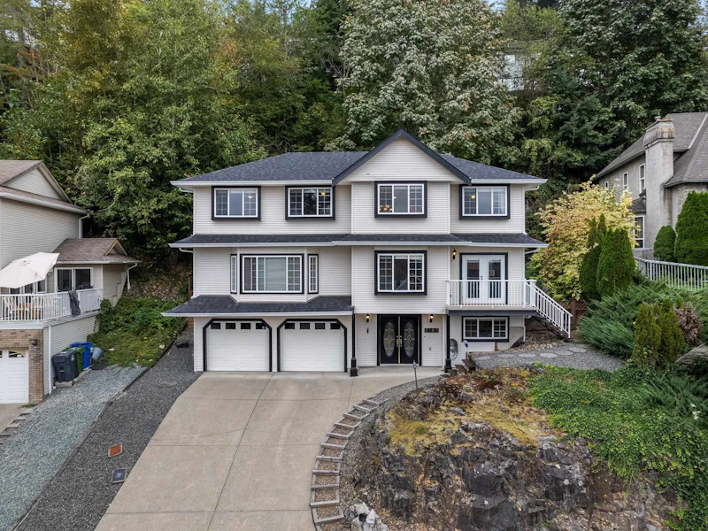2782 St Moritz Way, Abbotsford BC V3G 1C3