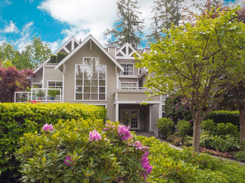 102 - 3393 Capilano Crescent, North Vancouver BC V7R 4H8