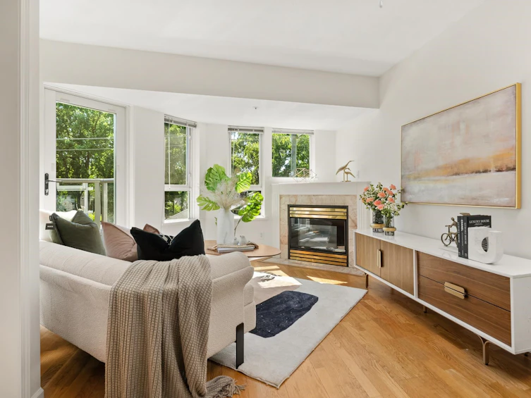 418-3440 West Broadway, Vancouver, BC, V6R 4R2 - 4