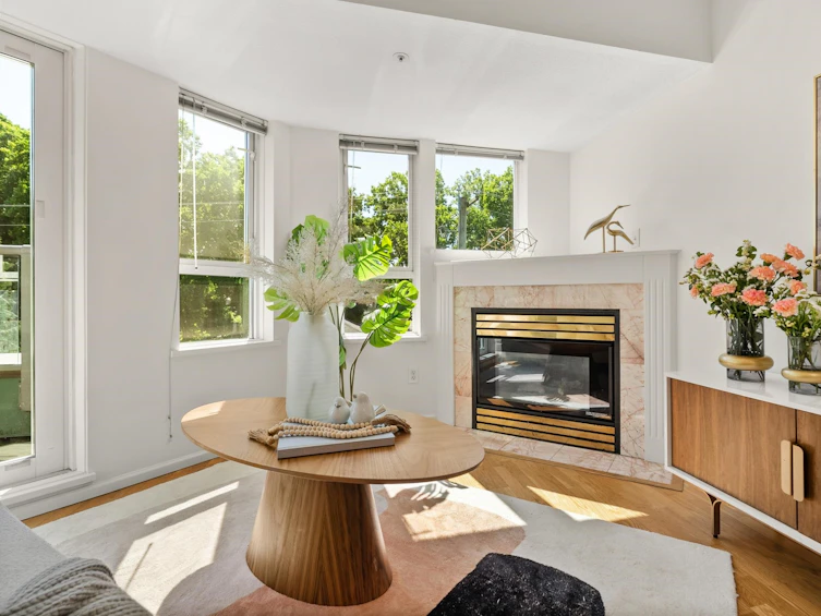 418-3440 West Broadway, Vancouver, BC, V6R 4R2 - 5