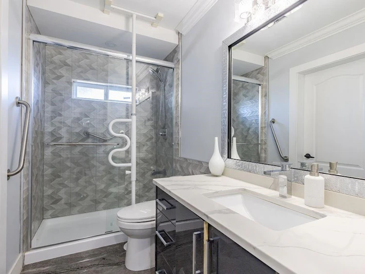 8835 164 Street, Surrey, BC, V4N 1A1 - 24