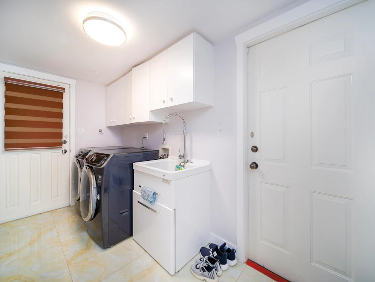3513 Cornwall Court, Richmond, BC, V7C 5M7 - 27