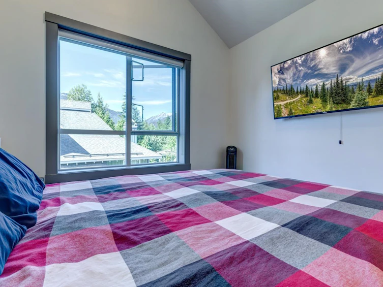 403-4405 Blackcomb Way, Whistler, BC, V8E 0X7 - 16