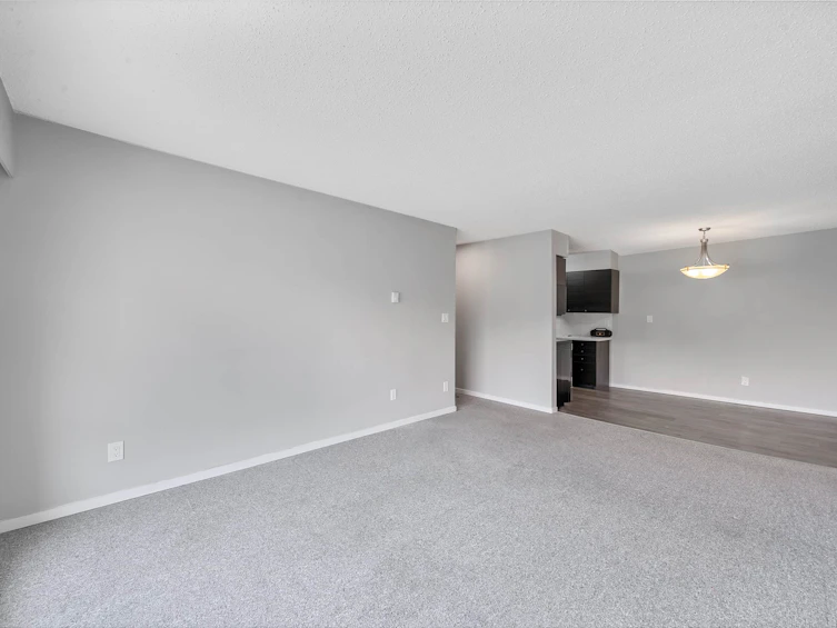 323-45598 Mcintosh Drive, Chilliwack, BC, V2P 7J3 - 2