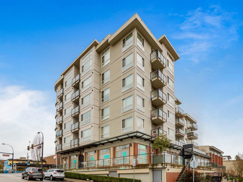 306 - 22318 Lougheed Highway, Maple Ridge BC V2X 9E8