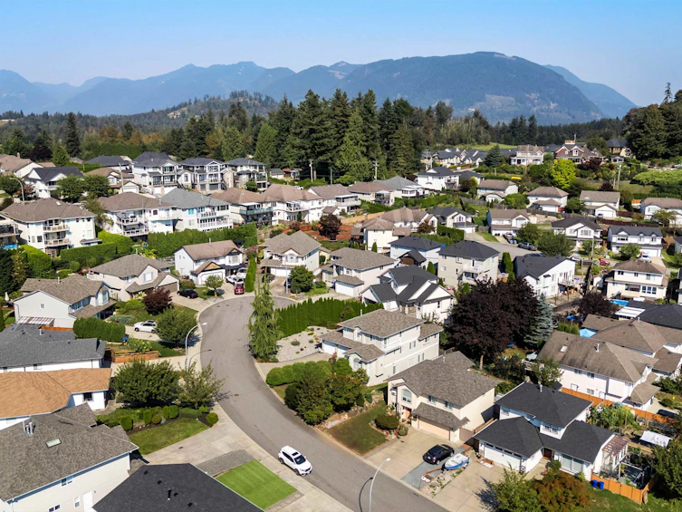 8352 Clerihue Court, Mission, BC, V2V 7A1 - 36