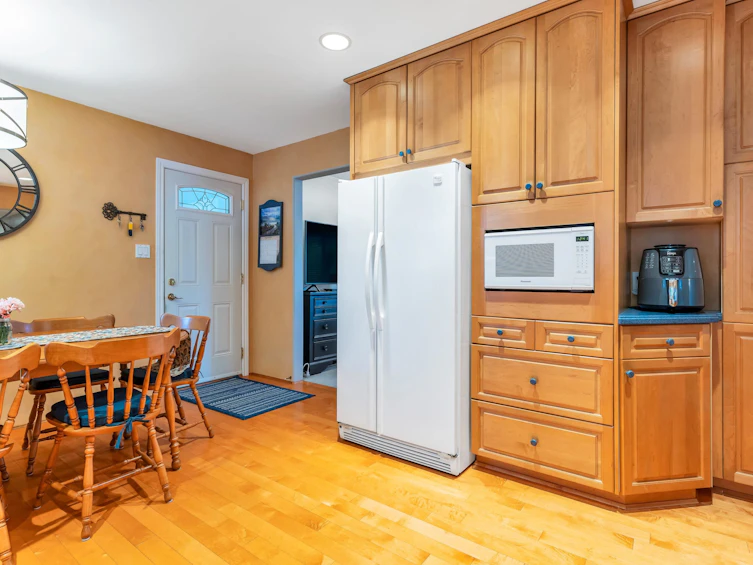 905 Crestwood Drive, Coquitlam, BC, V3J 5S4 - 15