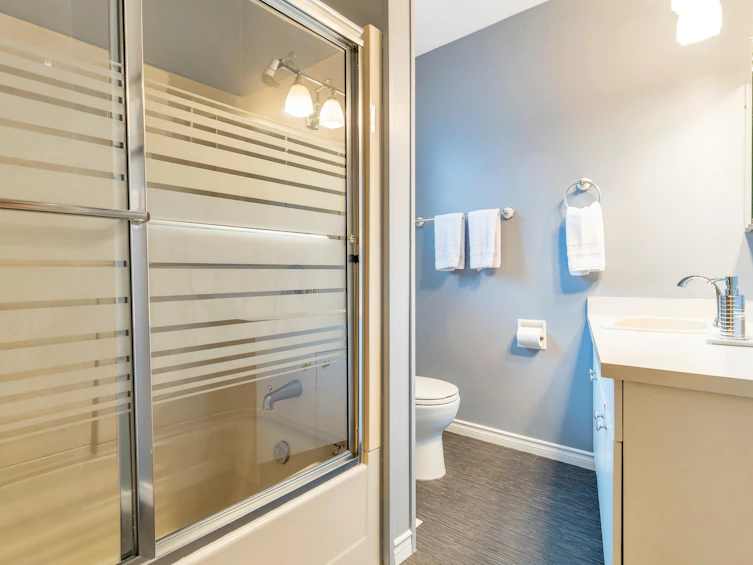 905 Crestwood Drive, Coquitlam, BC, V3J 5S4 - 23