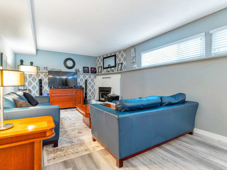905 Crestwood Drive, Coquitlam, BC, V3J 5S4 - 24