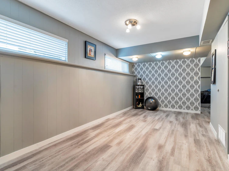 905 Crestwood Drive, Coquitlam, BC, V3J 5S4 - 27