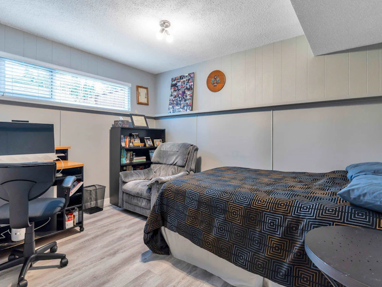 905 Crestwood Drive, Coquitlam, BC, V3J 5S4 - 29