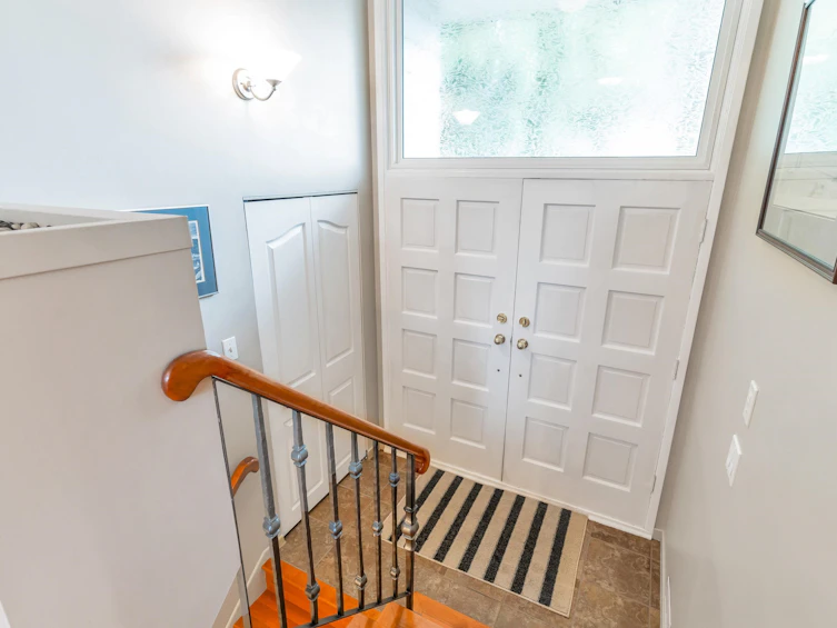 905 Crestwood Drive, Coquitlam, BC, V3J 5S4 - 10