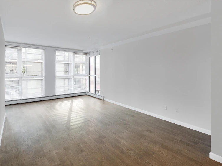 6F-199 Drake Street, Vancouver, BC, V6Z 2T9 - 3