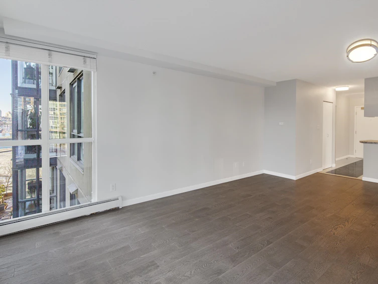 6F-199 Drake Street, Vancouver, BC, V6Z 2T9 - 6