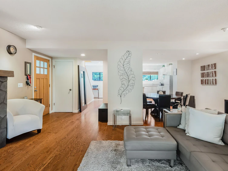 2901 Capilano Road, North Vancouver, BC, V7R 4H4 - 8