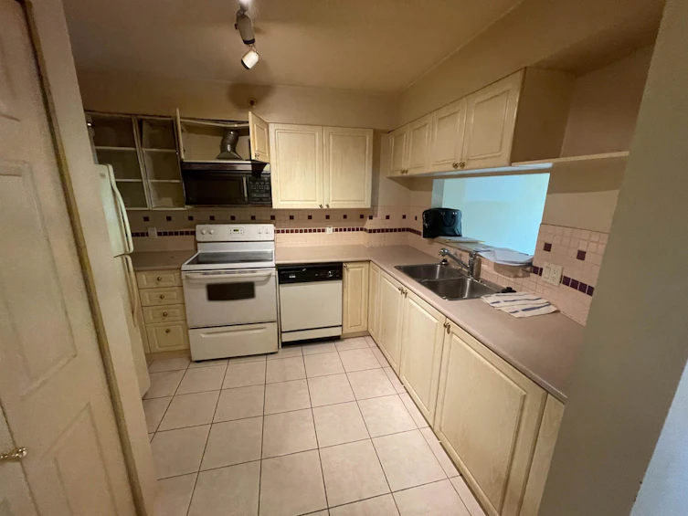 304-1438 W 7th Avenue, Vancouver, BC, V6H 1C1 - 3