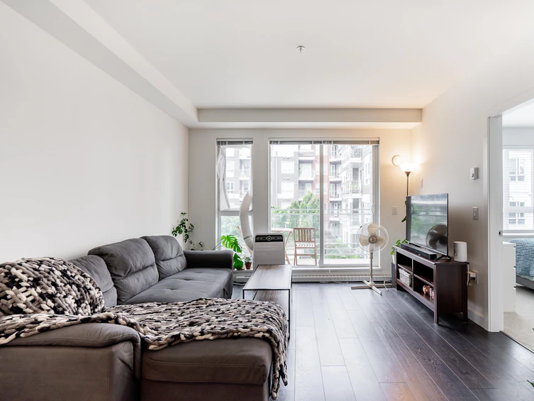 203-13963 105, Surrey, BC, V3T 0M9 - 4