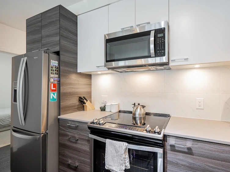 203-13963 105, Surrey, BC, V3T 0M9 - 10