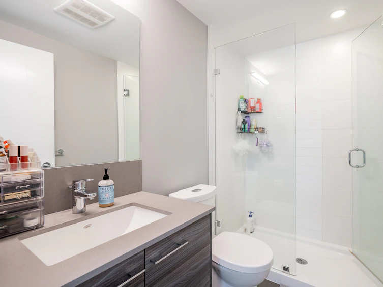 203-13963 105, Surrey, BC, V3T 0M9 - 15