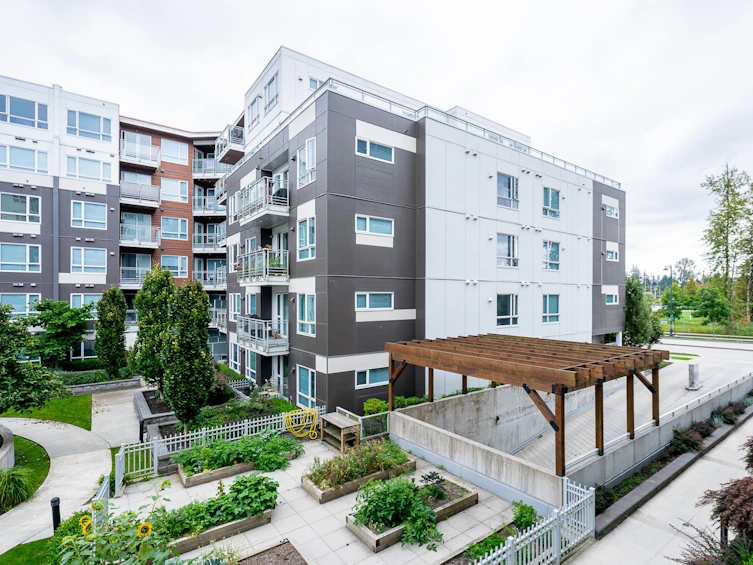 203-13963 105, Surrey, BC, V3T 0M9 - 24