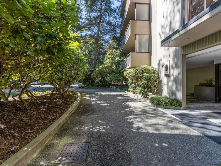 202-1685 W 14 Avenue, Vancouver, BC, V6J 2J3 - 26