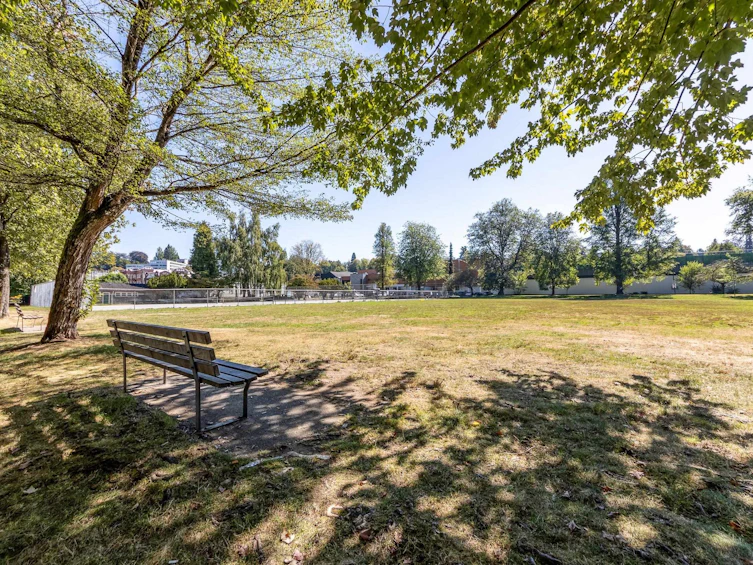 202-1685 W 14 Avenue, Vancouver, BC, V6J 2J3 - 27